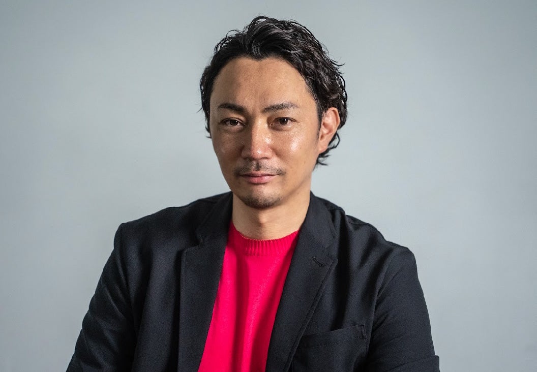 【HR Tech Management・留岡到氏】偏差値42で海外、シェフから起業の道へ。異色のキャリアを築いた経営者が実践する驚きの“妄想術”＜REAL VALUE×モデルプレス連動＞