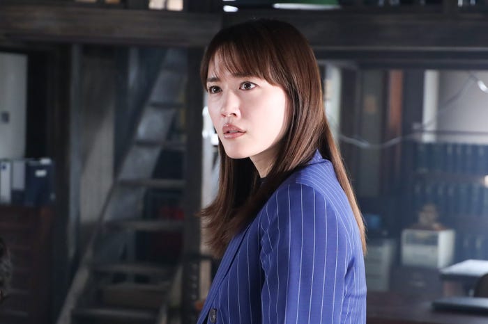 綾瀬はるか/「元彼の遺言状」第7話より(C)フジテレビ