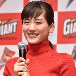 綾瀬はるか主演「奥様は、取り扱い注意」第2話視聴率発表