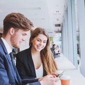 女はやっぱり 薄い顔の男が好き 濃い顔やマッチョが苦手な理由 モデルプレス 女はやっぱり 薄い顔の男が好き 濃い顔やマッチョが苦手な理由 モデルプレス