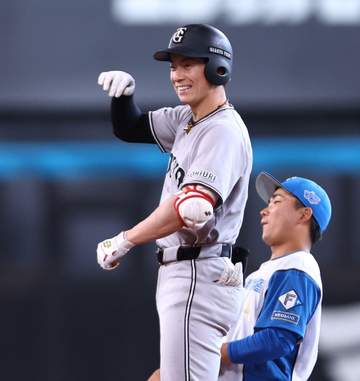 巨人・橋上監督代行 松本の3番起用がズバリ「元いたチームとやるときは好結果出ること多い」自らの経験もとに抜てきしV打