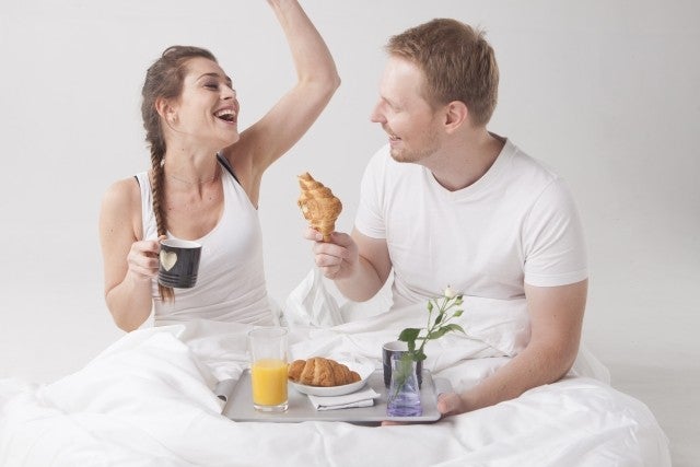 朝から最高かよ 寝起きに 彼女にされたいコト 6つ モデルプレス