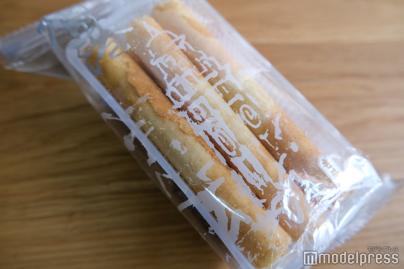 （C）モデルプレス