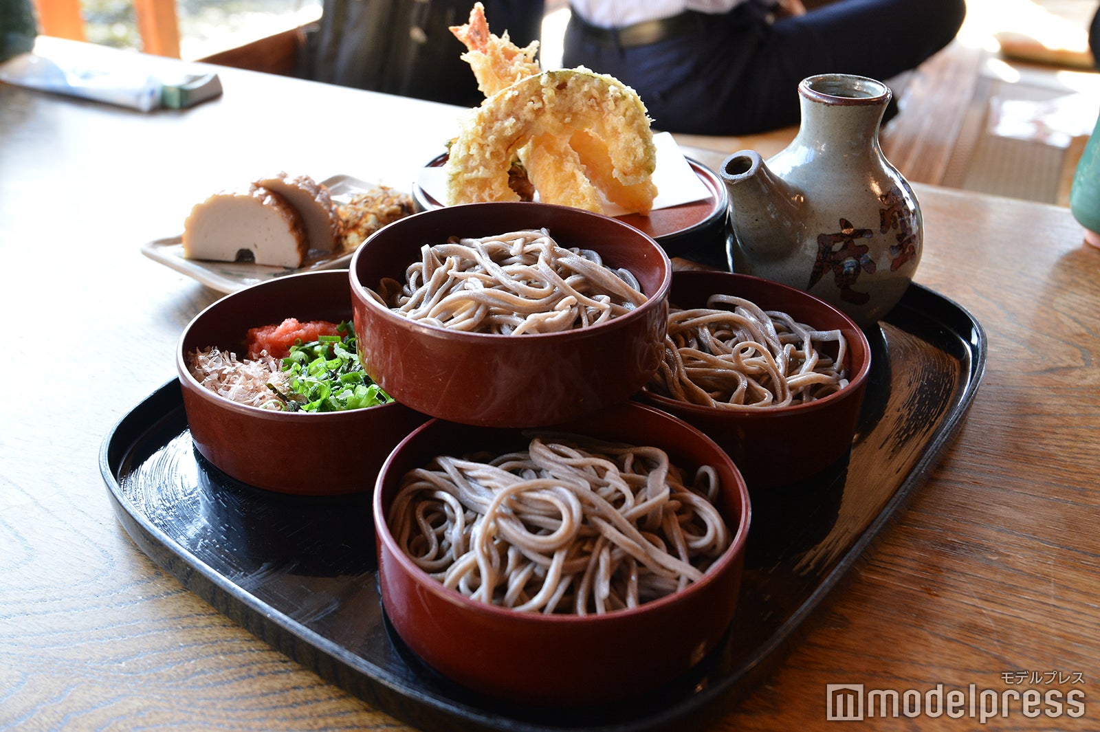 （C）モデルプレス