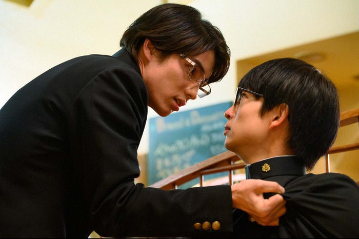 本田響矢、綱啓永(C)『恋愛のすゝめ』製作委員会