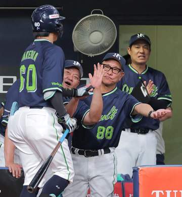 ヤクルトが阪神戦の連敗を7で止める 内山が価値ある決勝2点二塁打 高橋が6回1失点の力投
