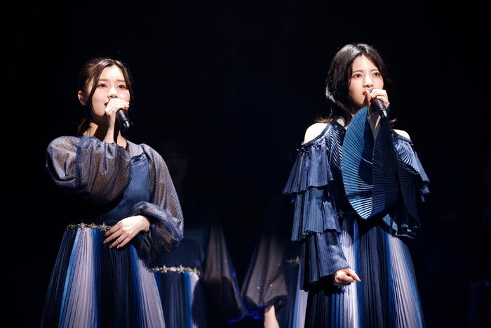 伊藤理々杏、林瑠奈/乃木坂46「32ndSGアンダーライブ」より(提供写真)