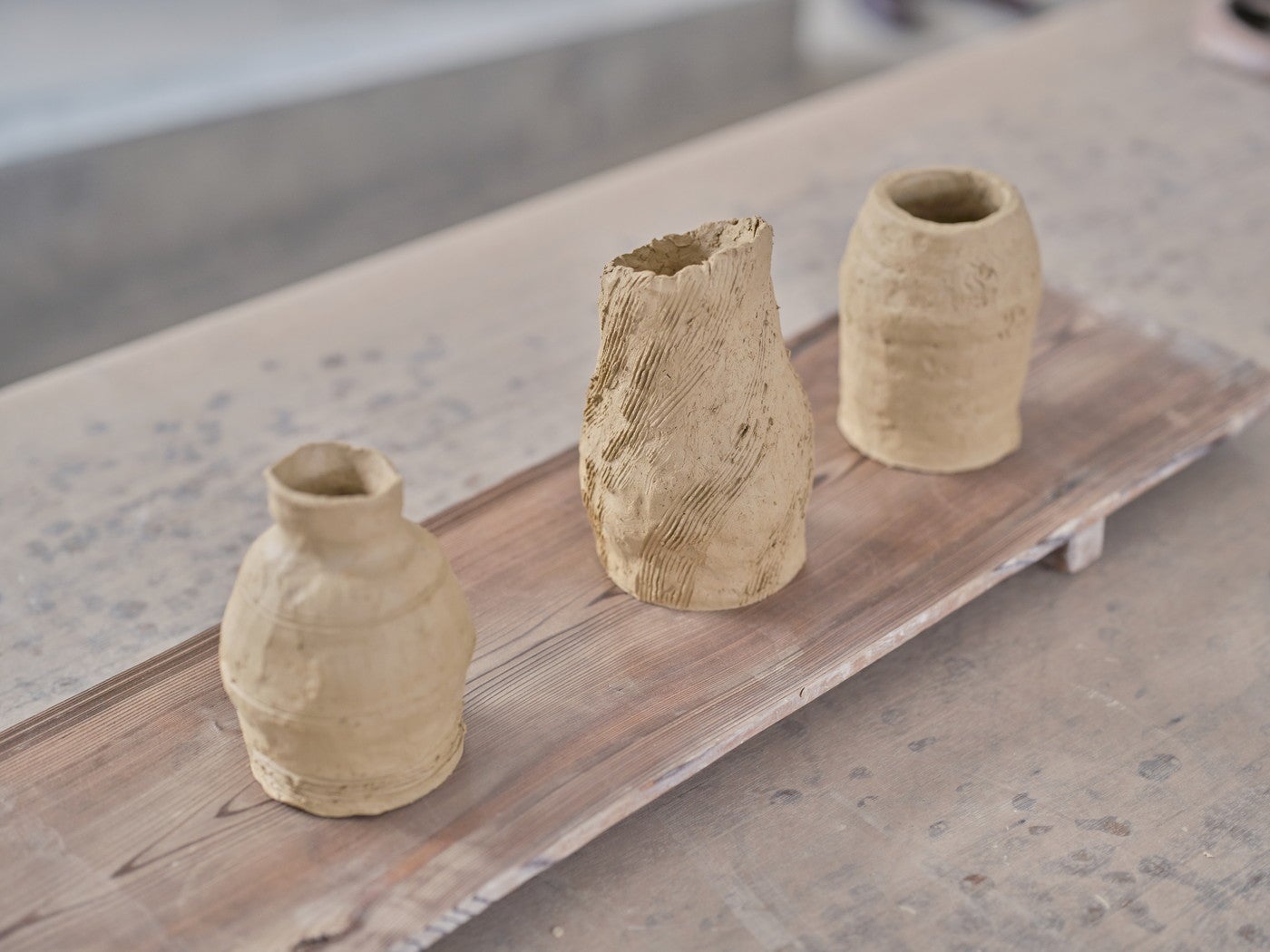 完成した作品を乾かします／提供画像