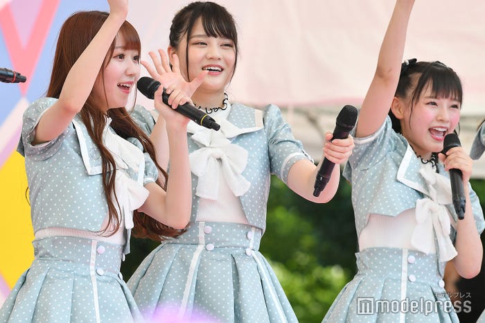 大谷映美里、高松瞳、齊藤なぎさ (C)モデルプレス