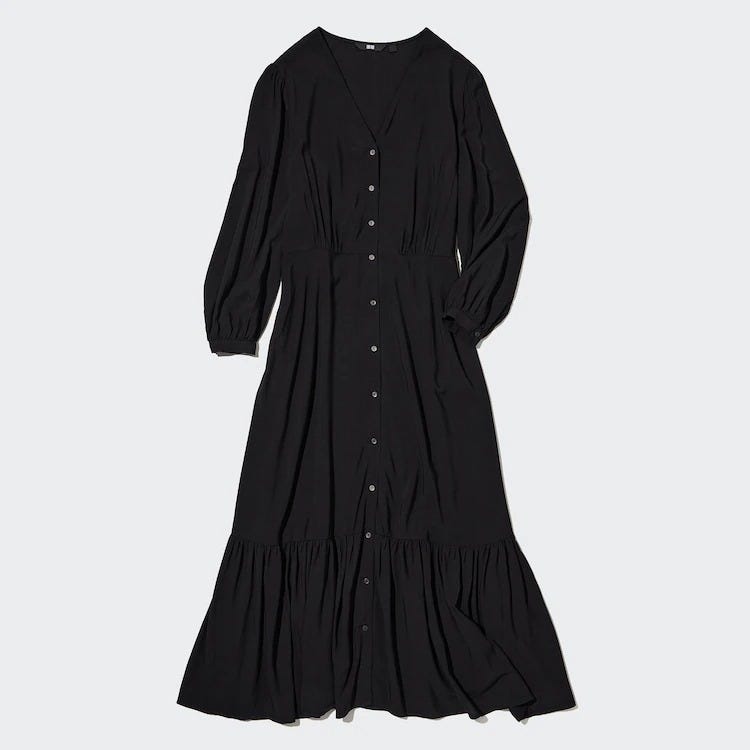 ユニクロ　uniqlo　レディース　アイテム　おすすめ　オススメ　トレンド　人気　コスパ　使える　おしゃれ　お洒落　オシャレ　2022　夏　人気アイテム　最新　ランキング　Vネックフレアワンピース　ワンピース　7分袖