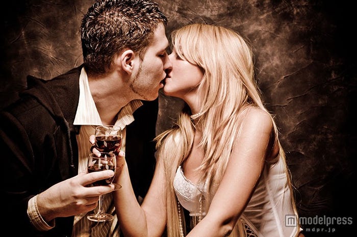 女子ならではのサプライズを届けよう(Photo by Coka/Fotolia)