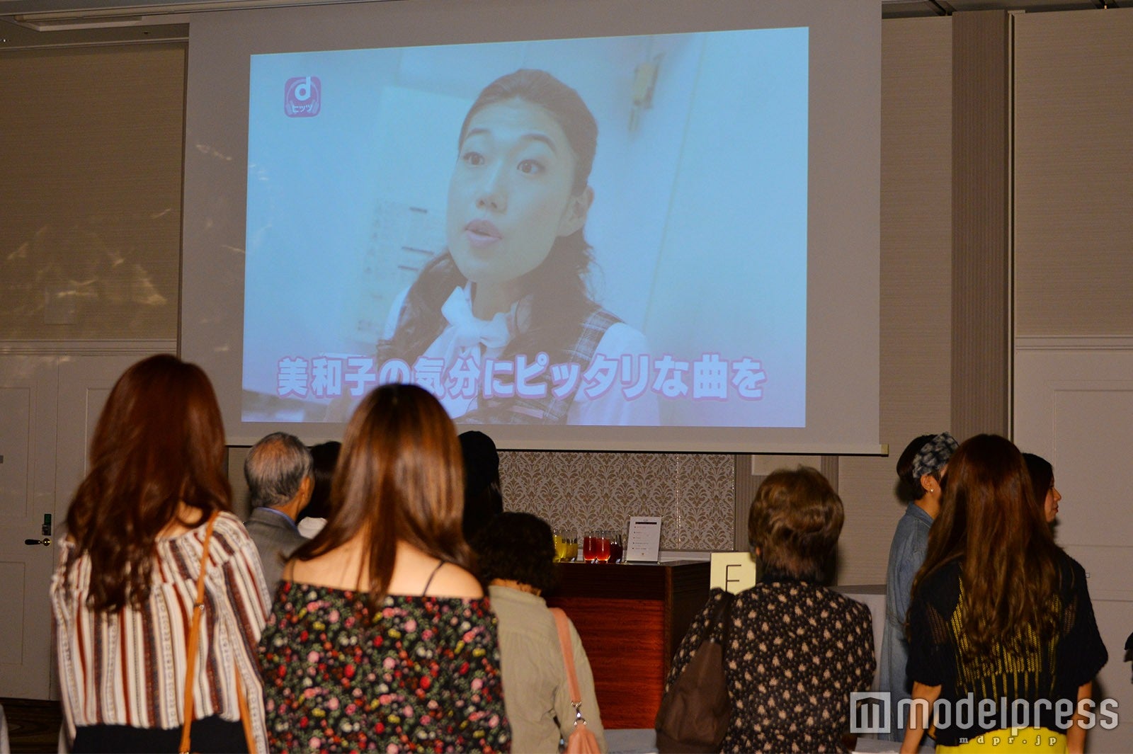 横澤夏子演じるあざとい女がおもしろい！ （C）モデルプレス