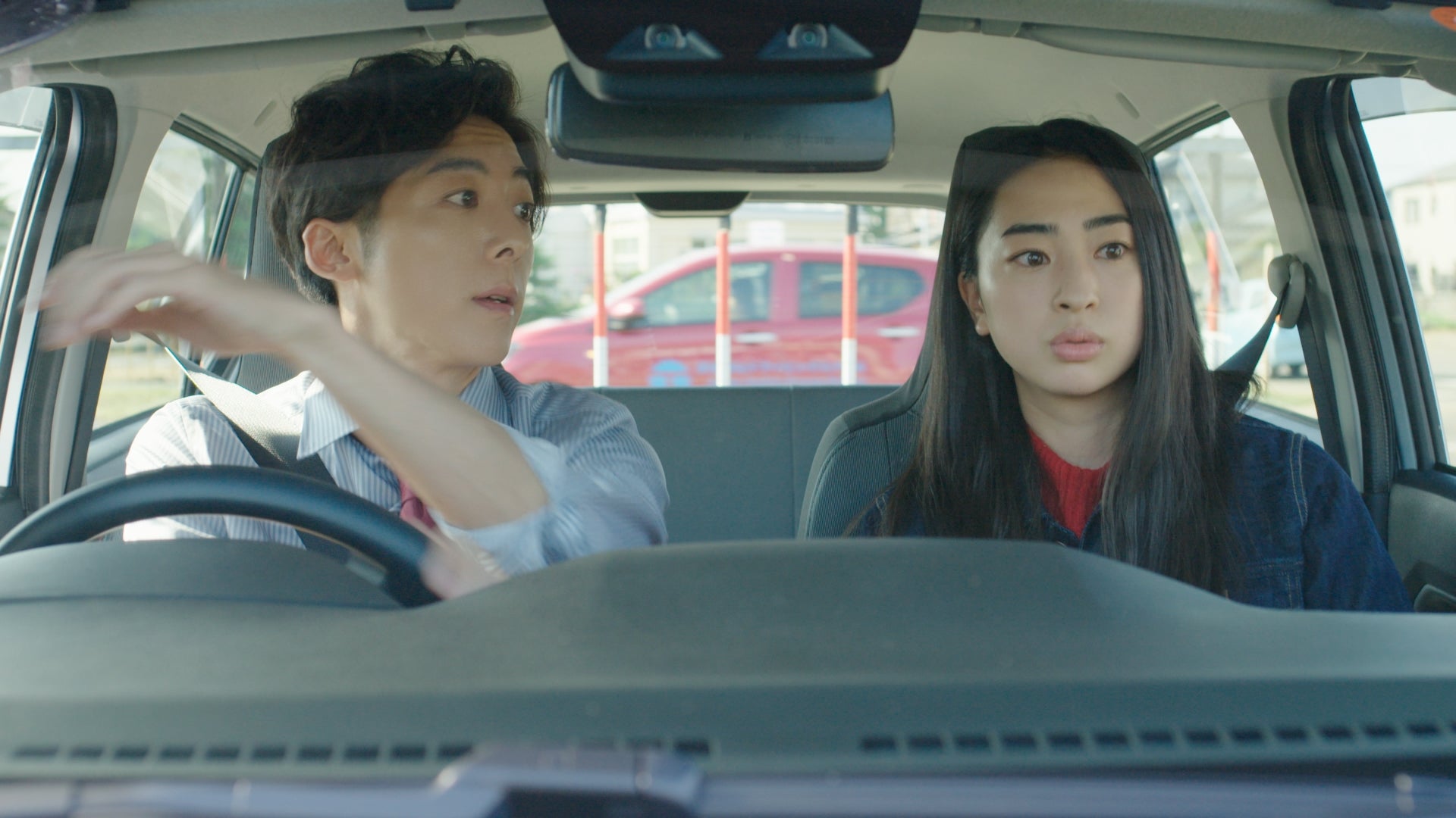 高橋一生／「安全安心ドライビングスクール俺様教官篇」より（提供画像）