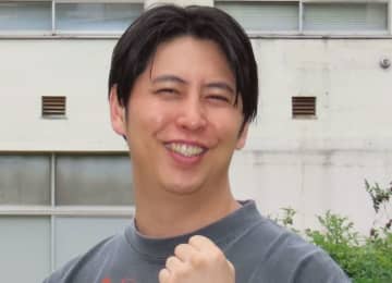 賞レース中の途中退席に「この数分に人生丸ごと投げ込んでる」観客への苦言で大炎上 ニューヨーク屋敷「それはキツイな…」