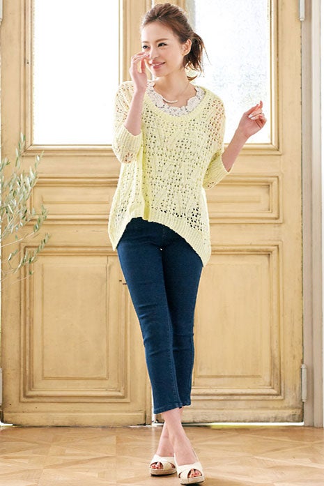 綿混ストレッチ素材2typeデニムカプリパンツ「Pierrot」1,490円（税込）／画像提供：Pierrot