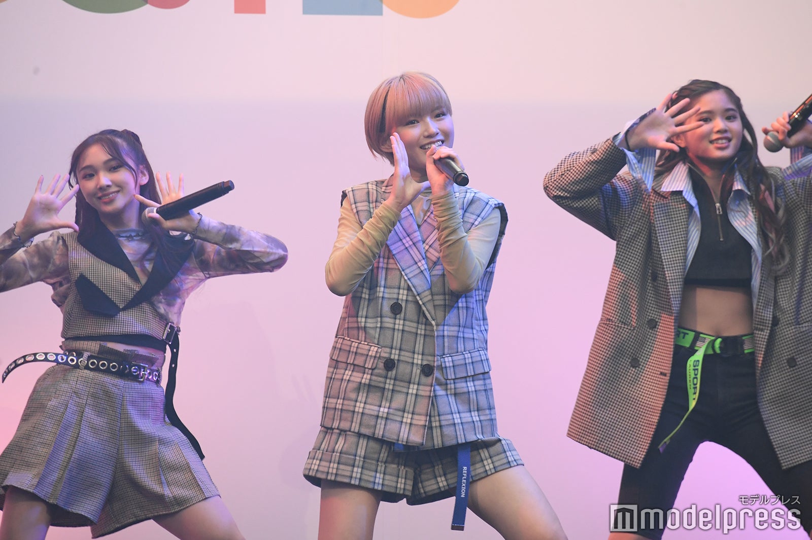 Girls2 （C）モデルプレス