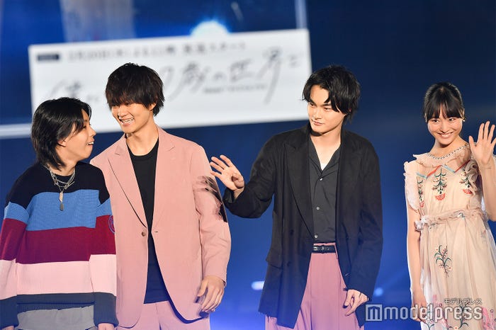 YOSHI、佐野勇斗、結木滉星、大友花恋(C)モデルプレス