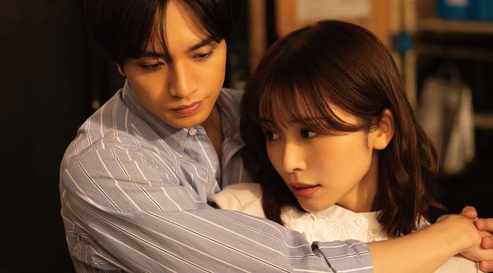 中島健人、長濱ねる/映画「ラブ≠コメディ」(C)Storm Labels Inc. All Rights Reserved.