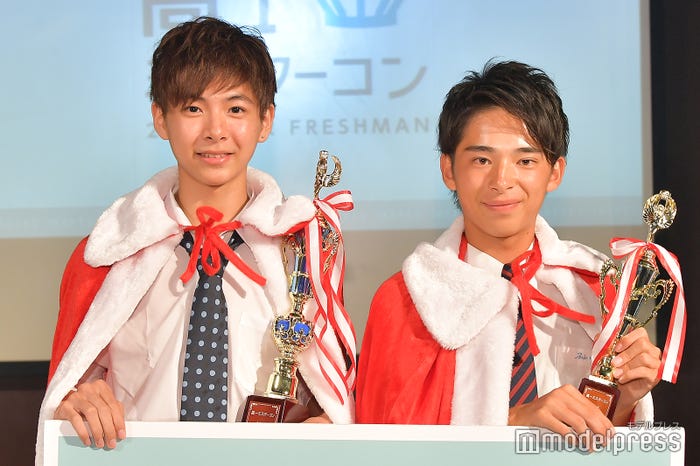 「高一ミスターコン2018」グランプリ・小宮璃央くん、準グランプリ・井ノ上翔也くん (C)モデルプレス