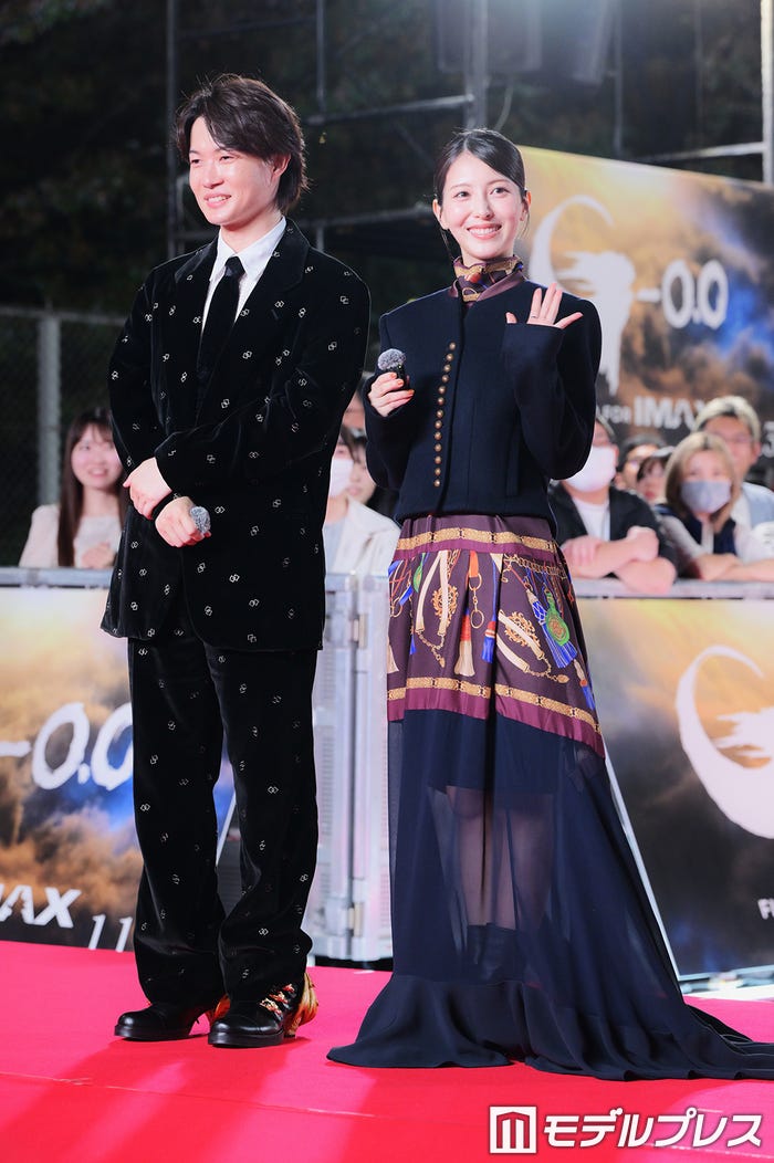 神木隆之介、浜辺美波(C)モデルプレス