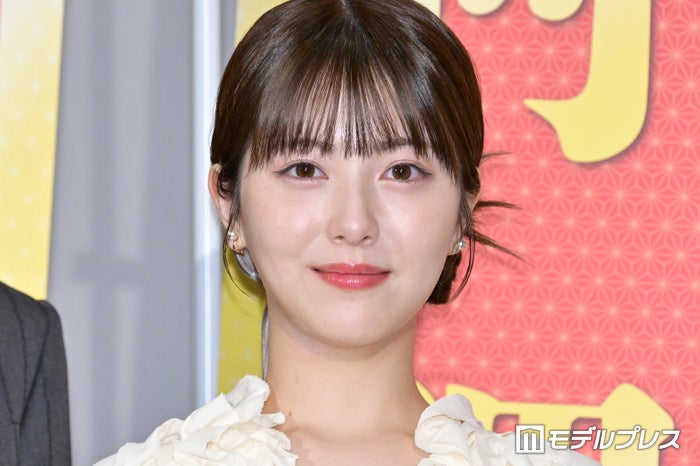 浜辺美波、映画館への“お願い”語る「いろんな種類のお酒が飲めたら…」