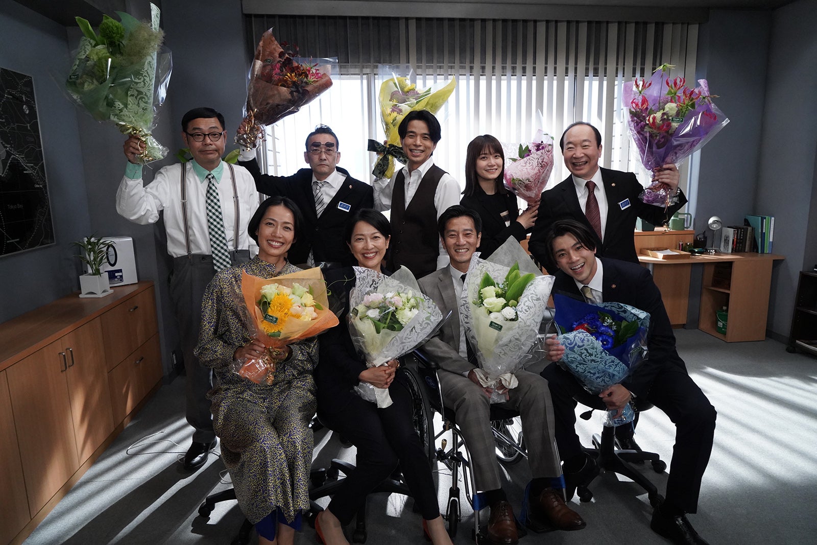 井ノ原快彦主演「特捜9 season5」撮了「誇らしい気持ちになる」Snow Man向井康二らも感謝のコメント