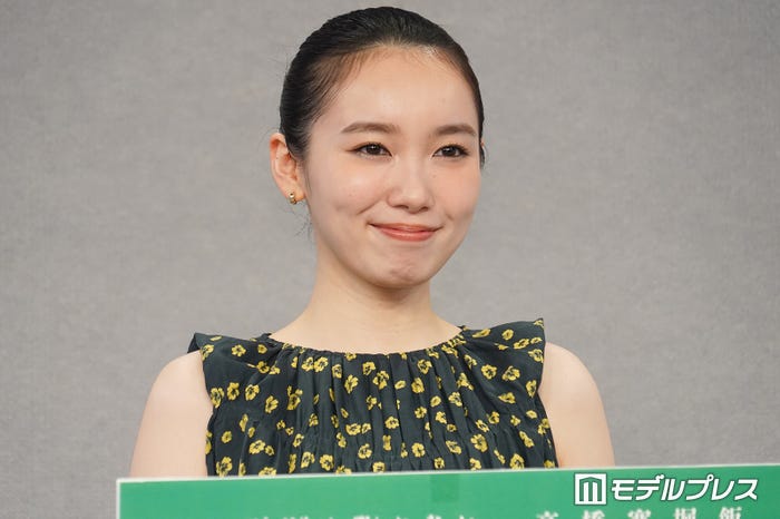 飯豊まりえ(C)モデルプレス