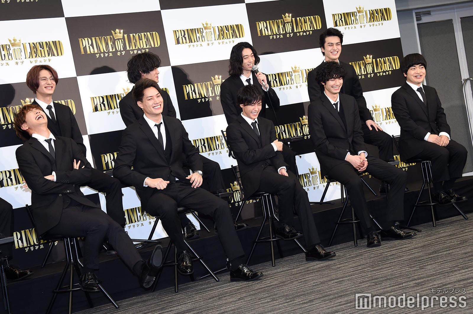 （前列左から）片寄涼太、鈴木伸之、川村壱馬、清原翔、加藤諒（後列左から）塩野瑛久、遠藤史也、こだまたいち、大和孔太 （C）モデルプレス