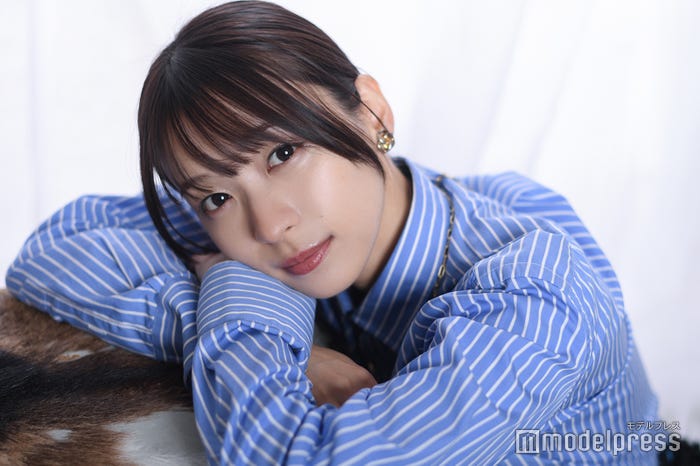 鳴海唯(C)モデルプレス