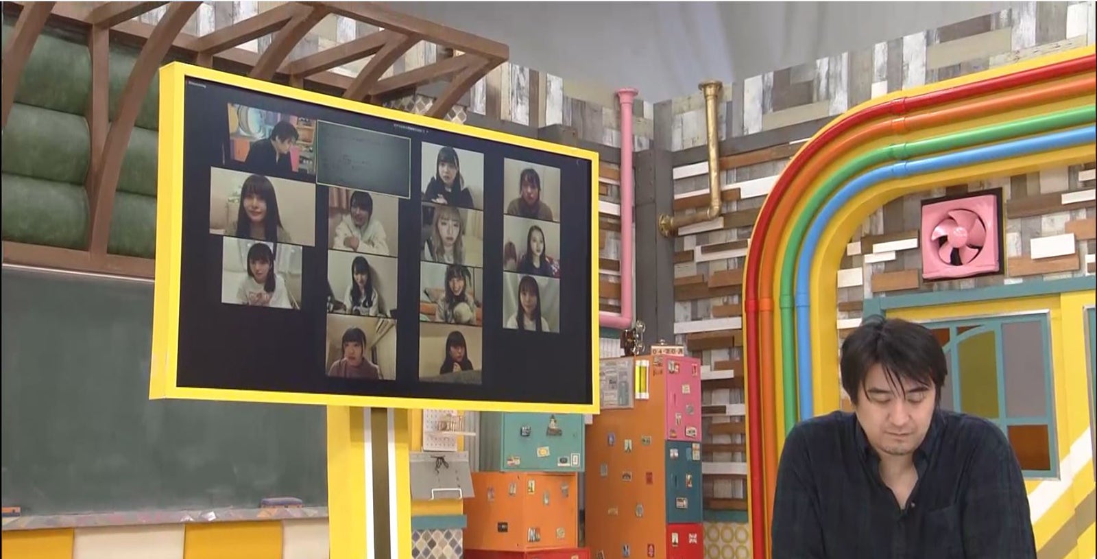 佐久間宣行プロデューサーが語る「青春高校3年C組」の変化 枠移動で開化した才能・生徒たちの成長…「それぞれの夢をちゃんと見つけて欲しい」＜インタビュー＞