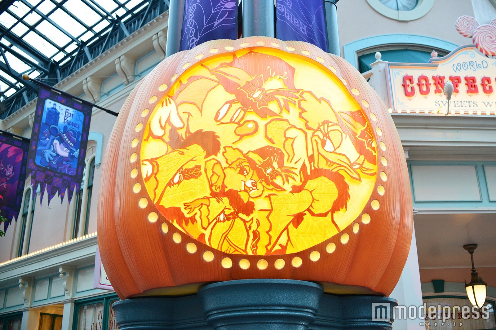 デコレーション（C）モデルプレス