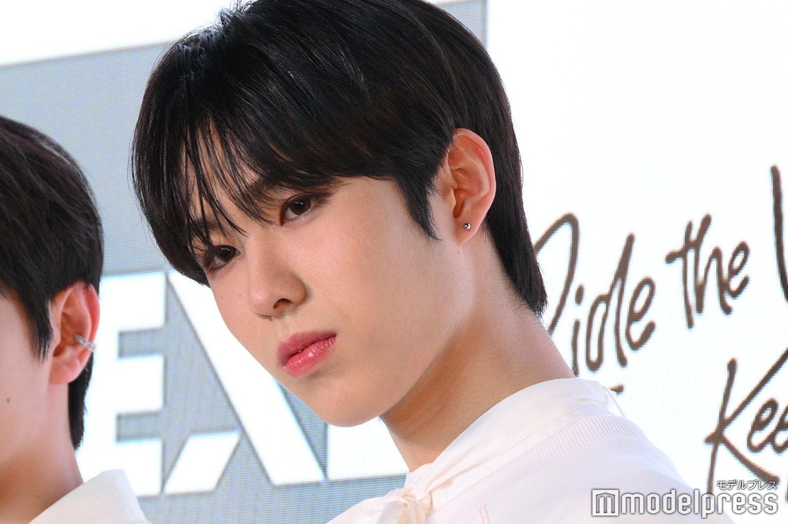 NEXZ／HYUI（ヒュイ）（C）モデルプレス