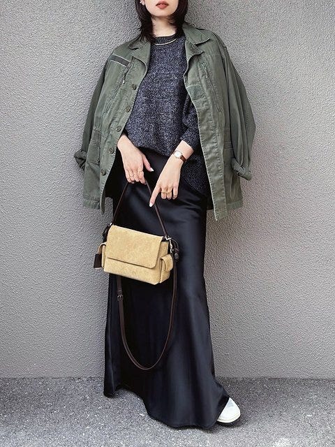 黒ニットコーデ3