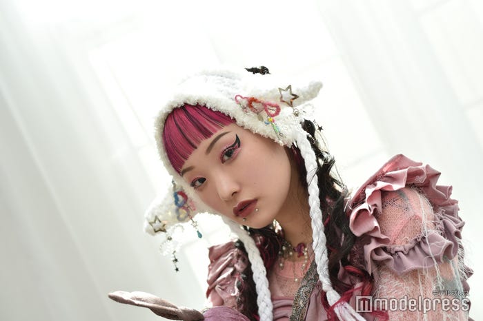 詩羽(C)モデルプレス