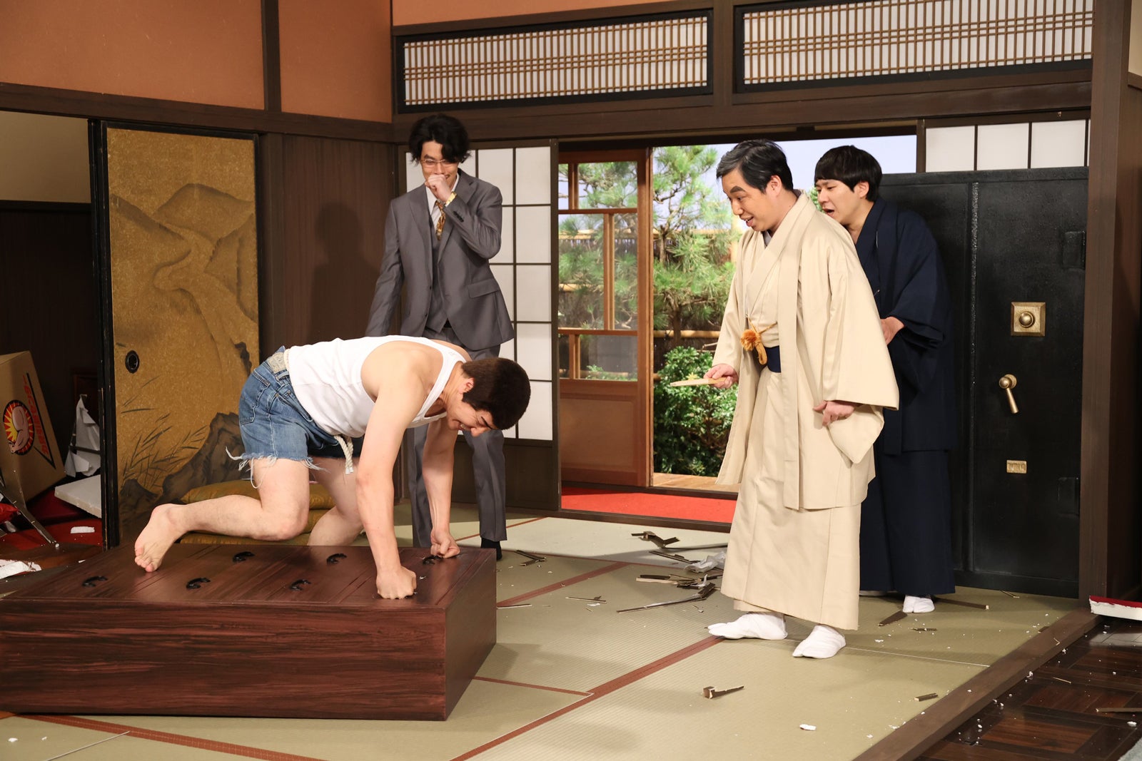 （左から）長田庄平、粗品、せいや、秋山寛貴 （C）フジテレビ