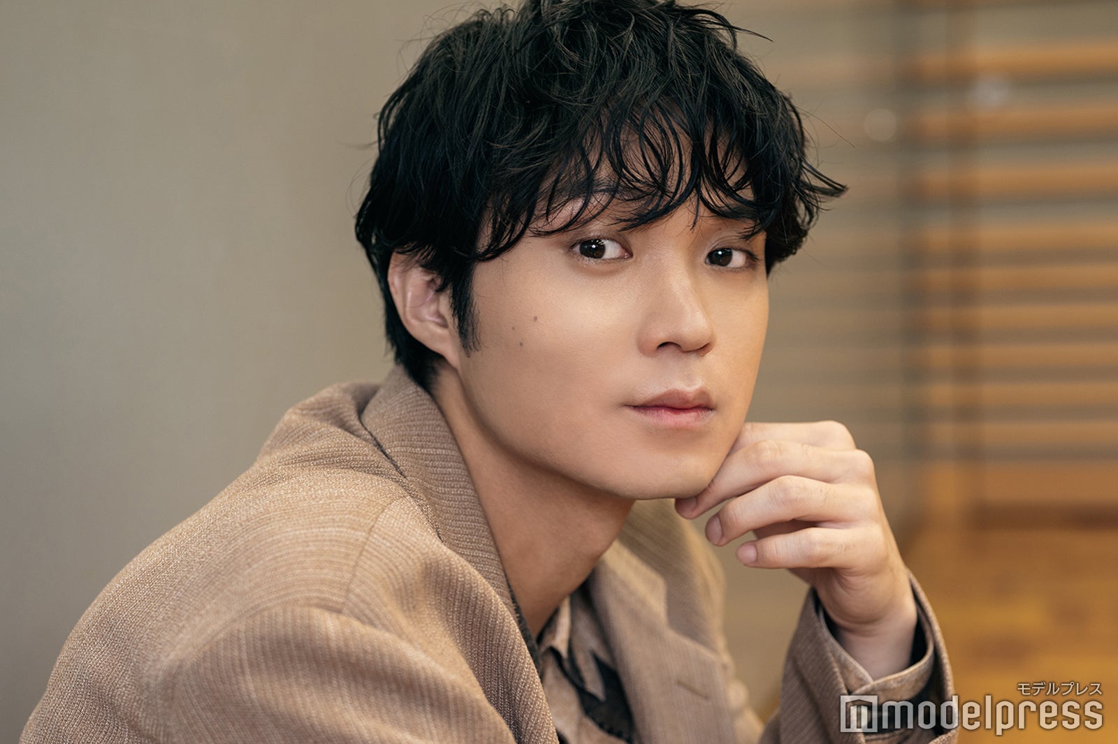 磯村勇斗「想像していなかった」俳優人生の転機に強い思い 生徒の心情に共感する理由とは【「僕達はまだその星の校則を知らない」インタビュー】