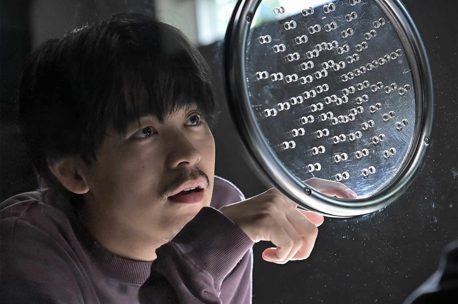 成田凌「クジャクのダンス、誰が見た？」第6話（C）TBS