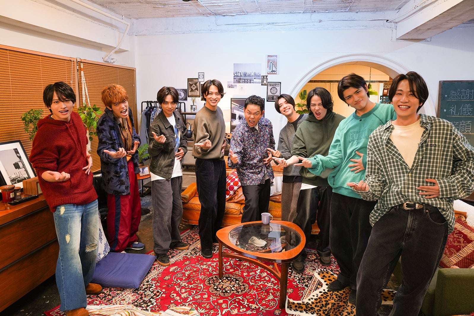 timelesz、人気芸人に“際どいイタズラ”仕掛ける モノマネ＆変顔披露も？