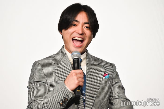 尊敬する佐藤二朗の真似をする山田孝之① (C)モデルプレス