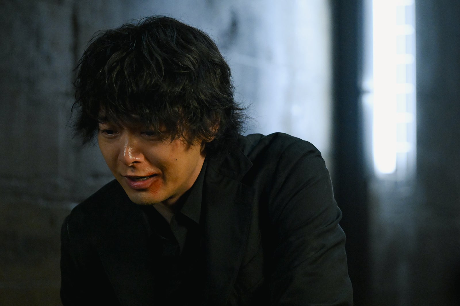 中村倫也「DOPE 麻薬取締部特捜課」第7話（C）TBS