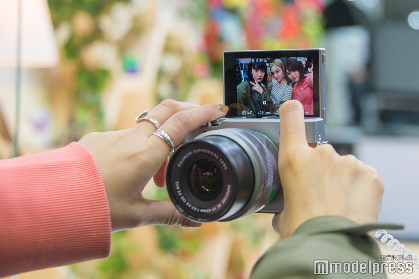 女性から支持を集める富士フイルムの「X-A5」(C)モデルプレス