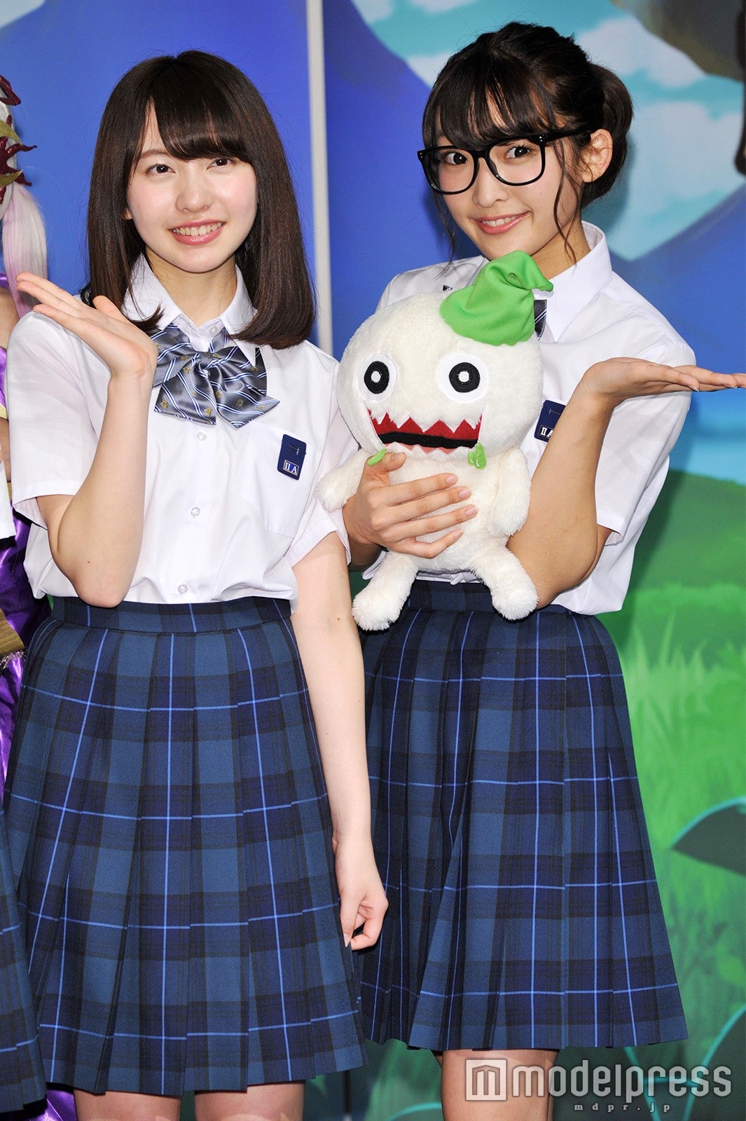 “まこみな”（左から）まこ、みなみ（C）モデルプレス