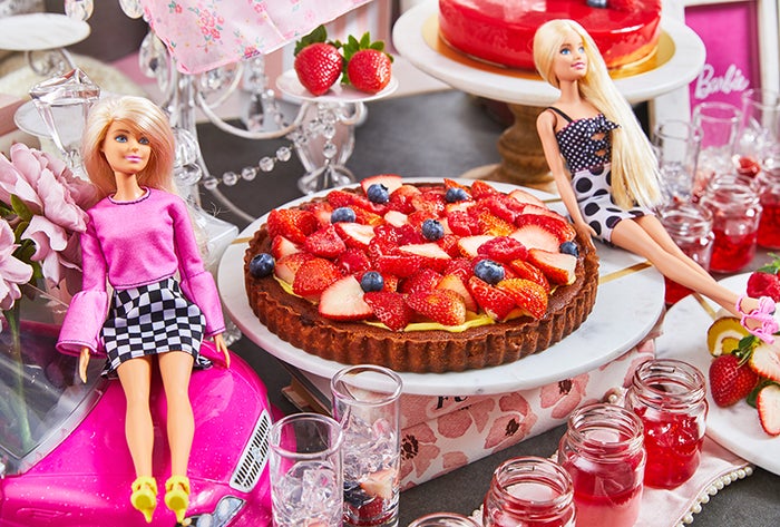 ストロベリーホリック～バービー×いちごコレクション～／画像提供：ザ ストリングス 表参道