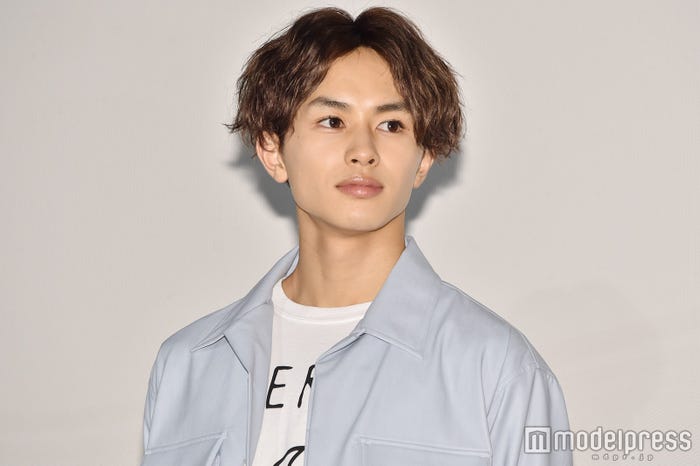 草川拓弥 (C)モデルプレス