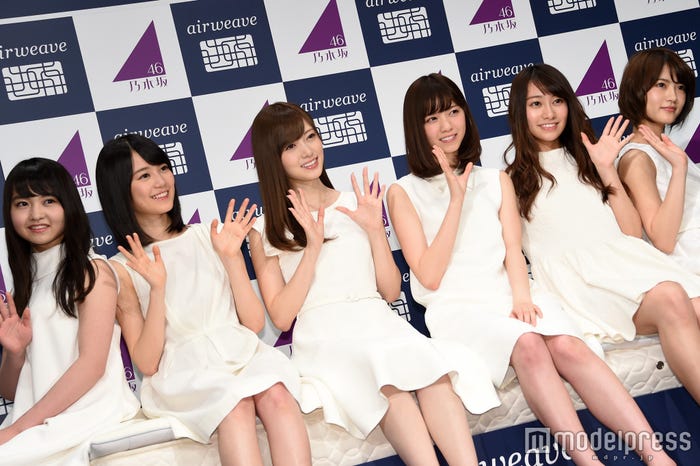 記者発表会に出席した乃木坂46(左から)伊藤万理華、生田絵梨花、白石麻衣、西野七瀬、桜井玲香、若月佑美(C)モデルプレス