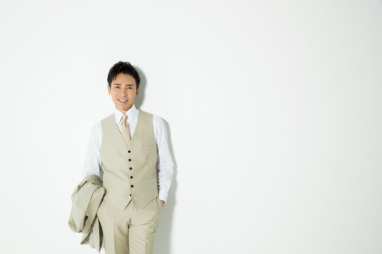 郷ひろみ（提供写真）