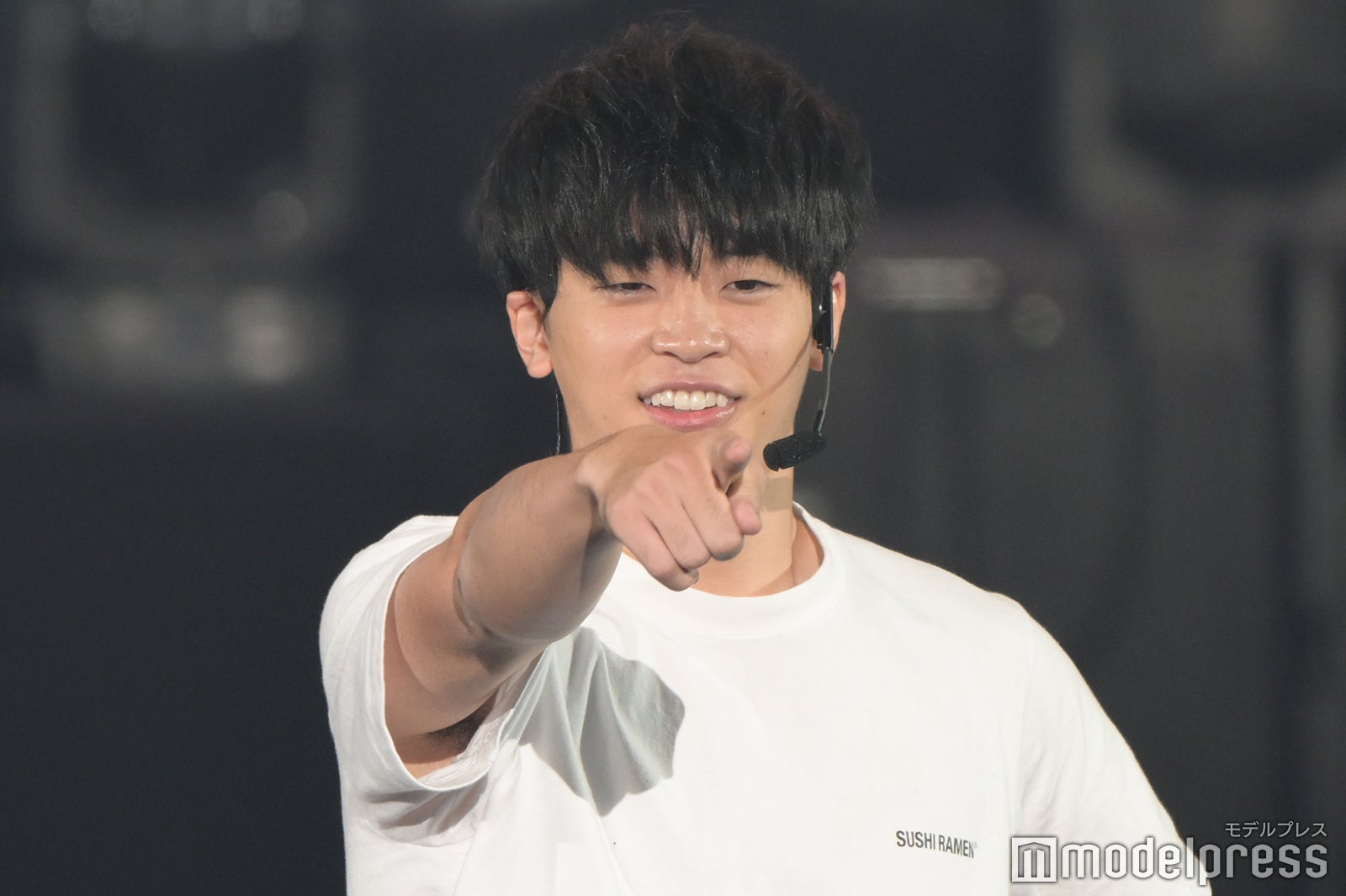 すしらーめん りく、逞しい肉体美に注目集まる「衝撃の上裸姿」「普段とのギャップ凄い」