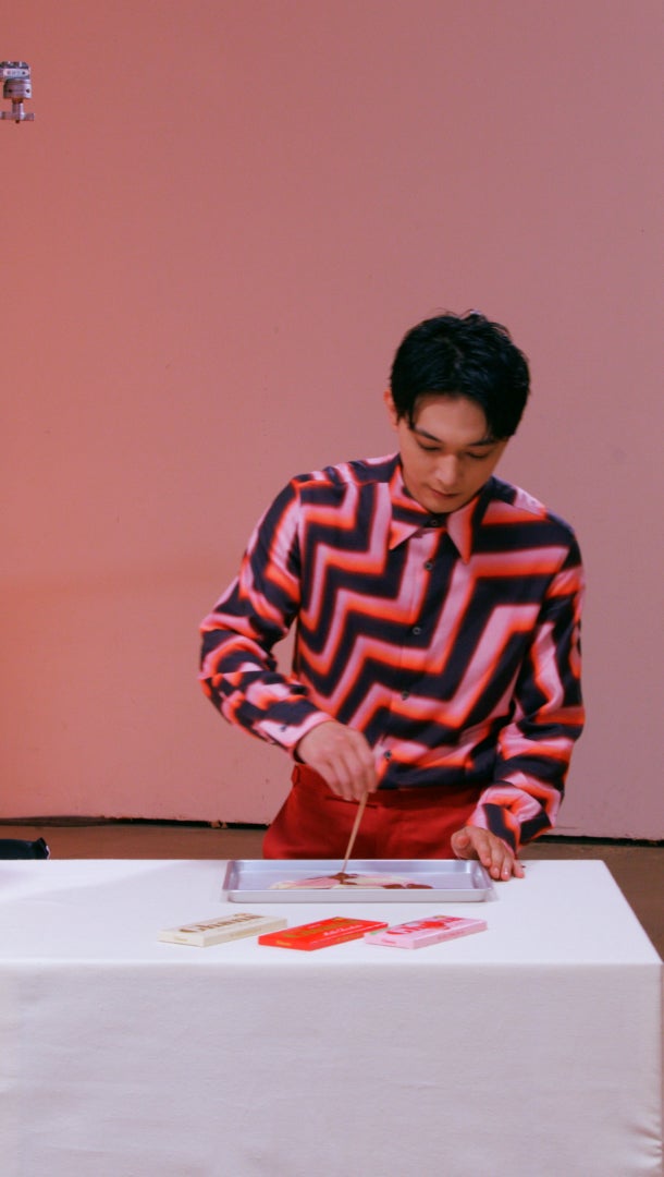 吉沢亮／「バレンタインのせいにして。吉沢亮」篇より（提供写真）