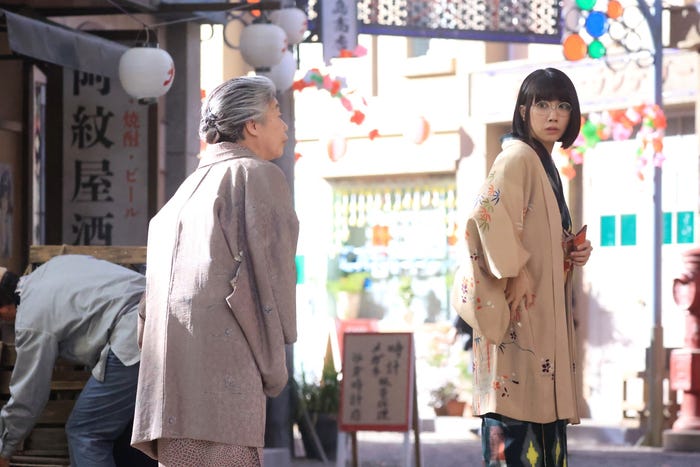 (右)松本穂香「嘘解きレトリック」第8話(C)フジテレビ