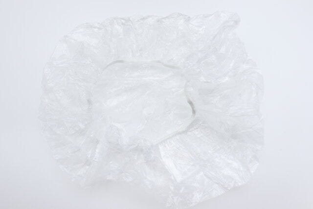 ダイソーの携帯用簡易レインバッグカバー（リュックサック用）のビジュアル